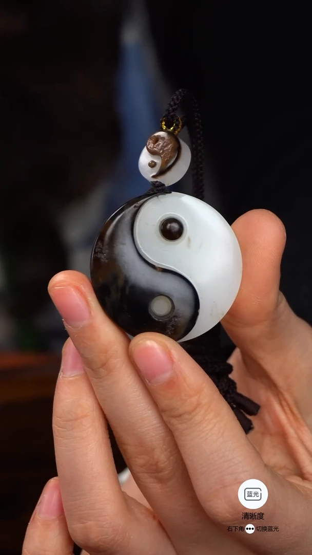未镶嵌和田玉挂件用****5扭转乾坤