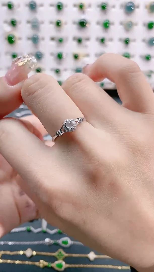 【闪购商品】翡翠戒指银S925镶嵌天然翡翠