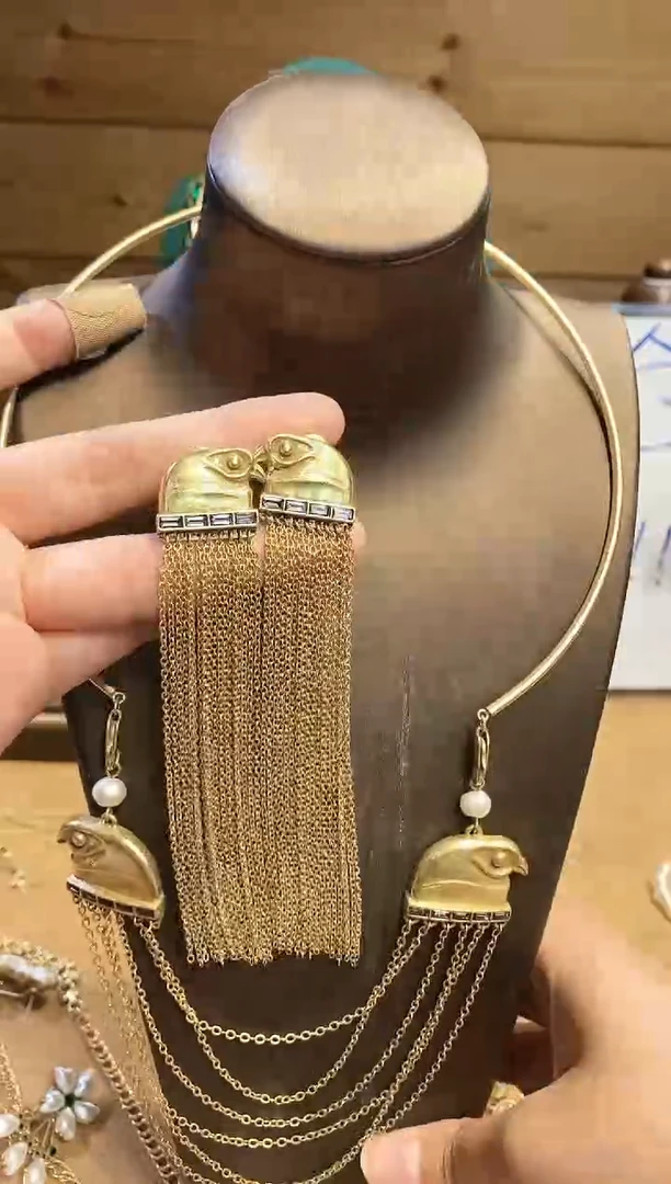 时尚经典中古珠宝饰品