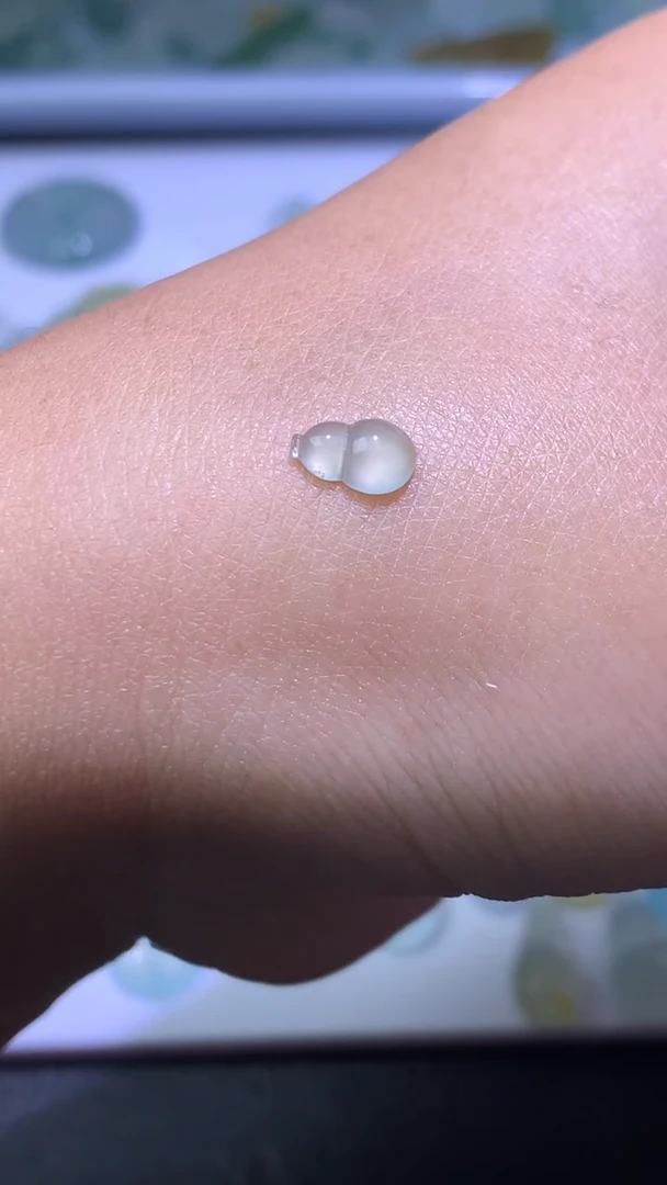 未镶嵌定制翡翠毛货