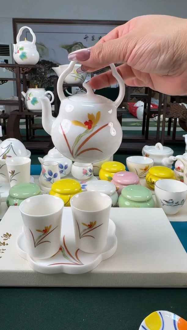 【闪购商品】瓷器 ······.......