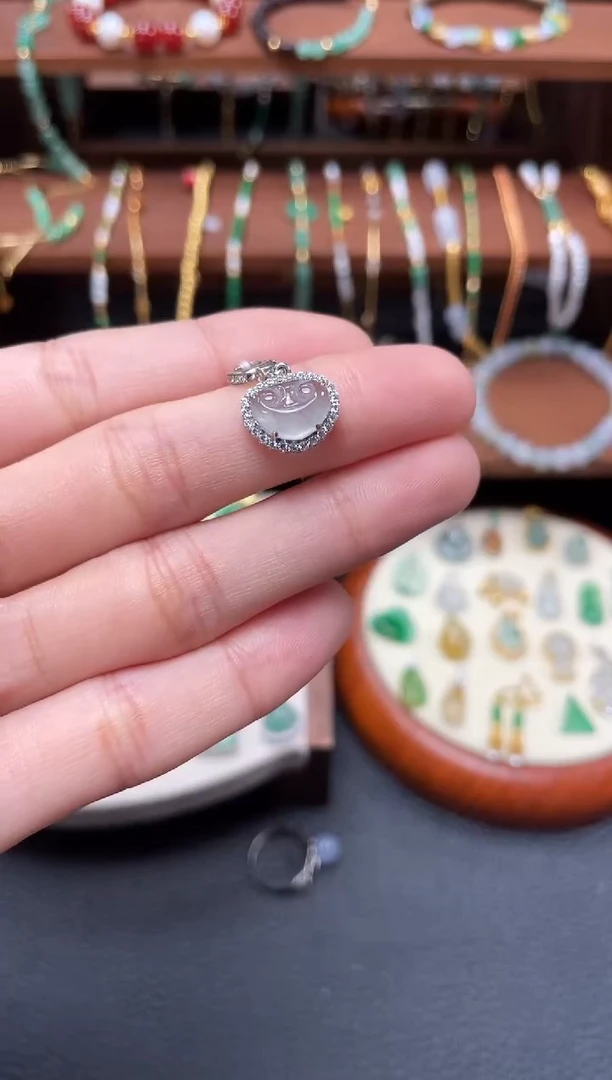 【闪购商品】翡翠吊坠(不含链)银S925镶嵌一个  JK619