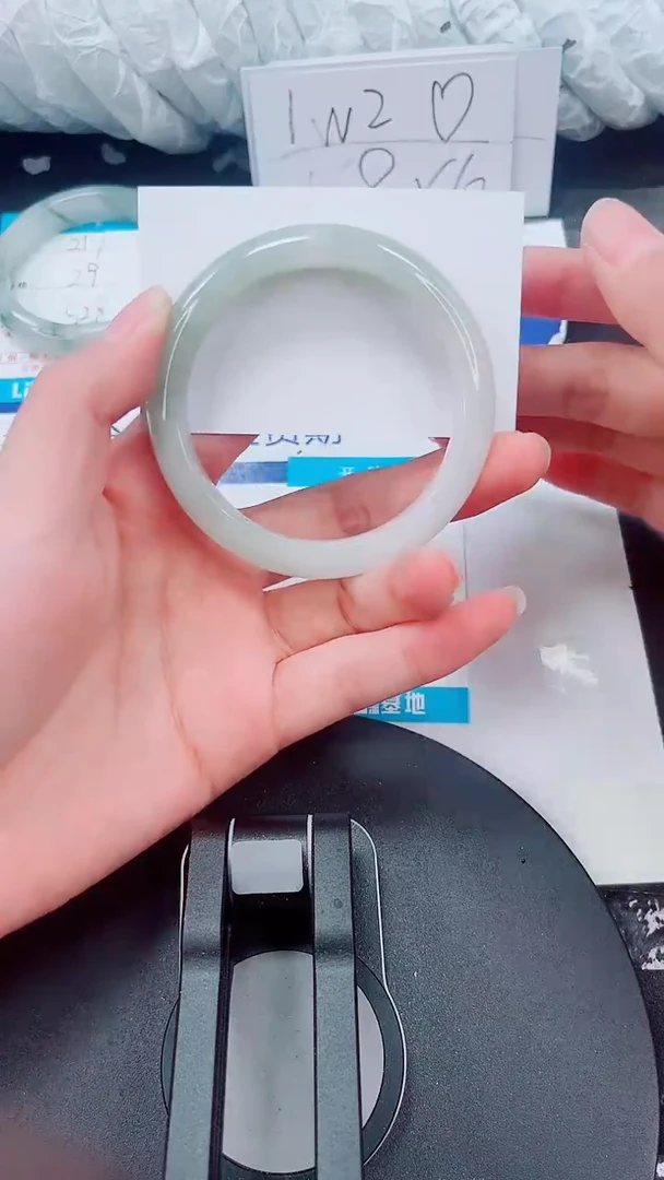 未镶嵌手镯石英质玉218-54/55