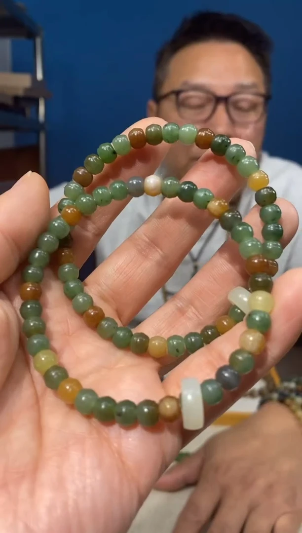 未镶嵌手链和田玉颜色多样性发货拍一发一