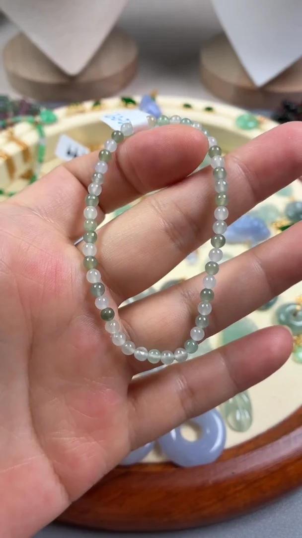 未镶嵌手串翡翠翡翠珠珠手串