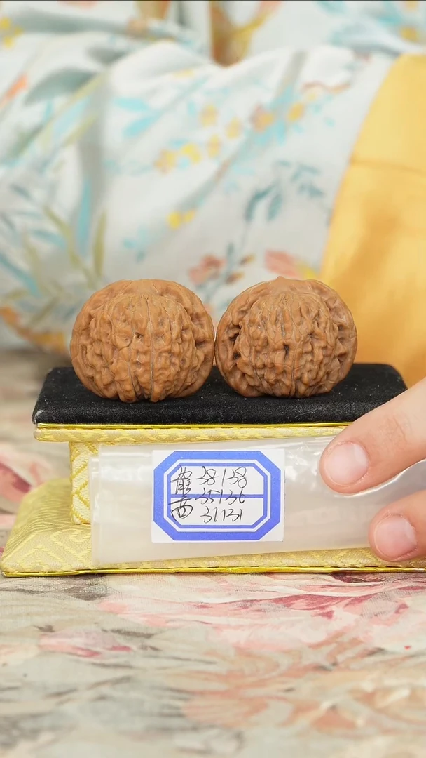 【闪购商品】文玩核桃把件磨盘