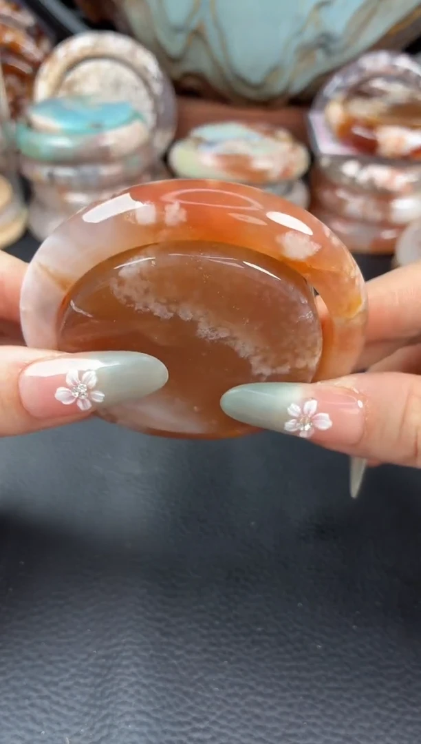 石英质玉手镯（圆镯）未镶嵌54