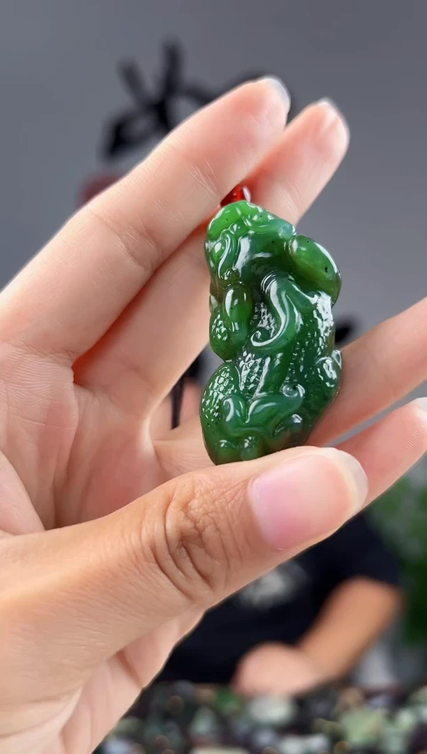 颈饰未镶嵌和田玉拍一发一，多样性发货