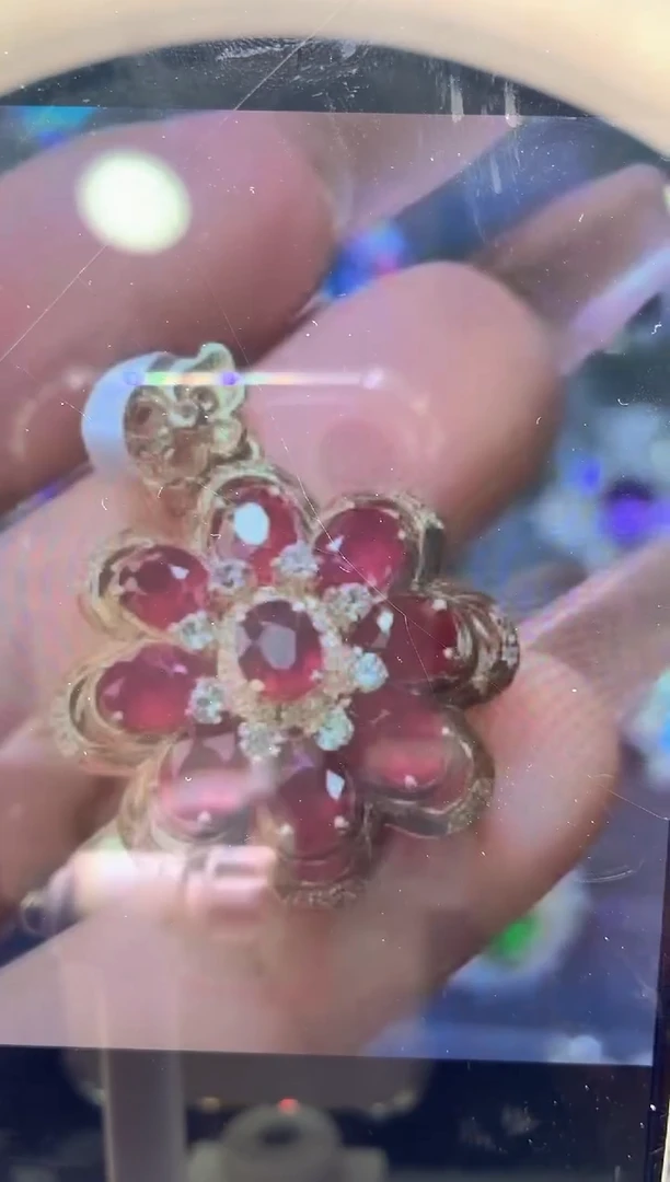 18K金镶嵌吊坠红宝石～***～-