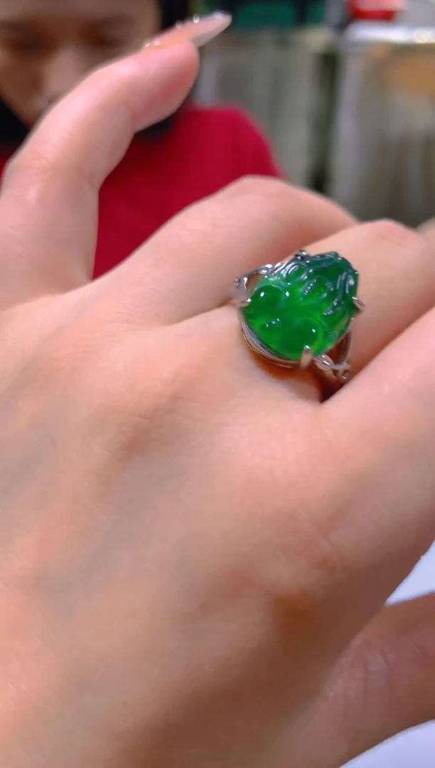 未镶嵌戒指翡翠多样性发一