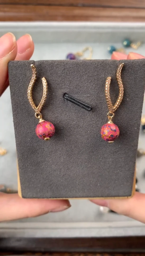 大漆彰髹漆珠耳饰（粉金0.8）