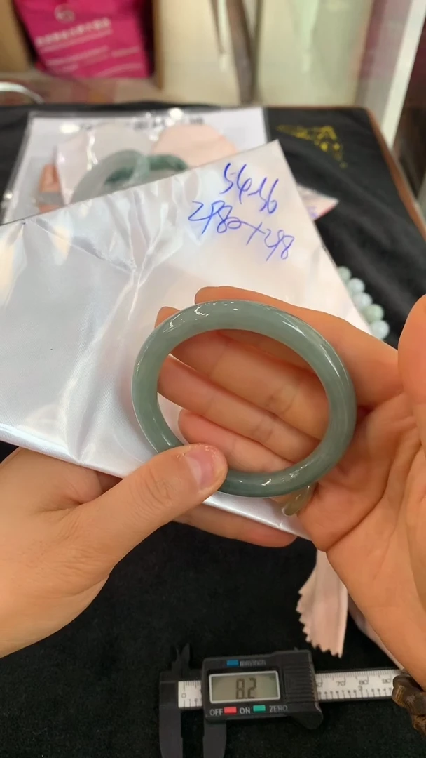 未镶嵌手镯翡翠圆条54-56买断价不退换