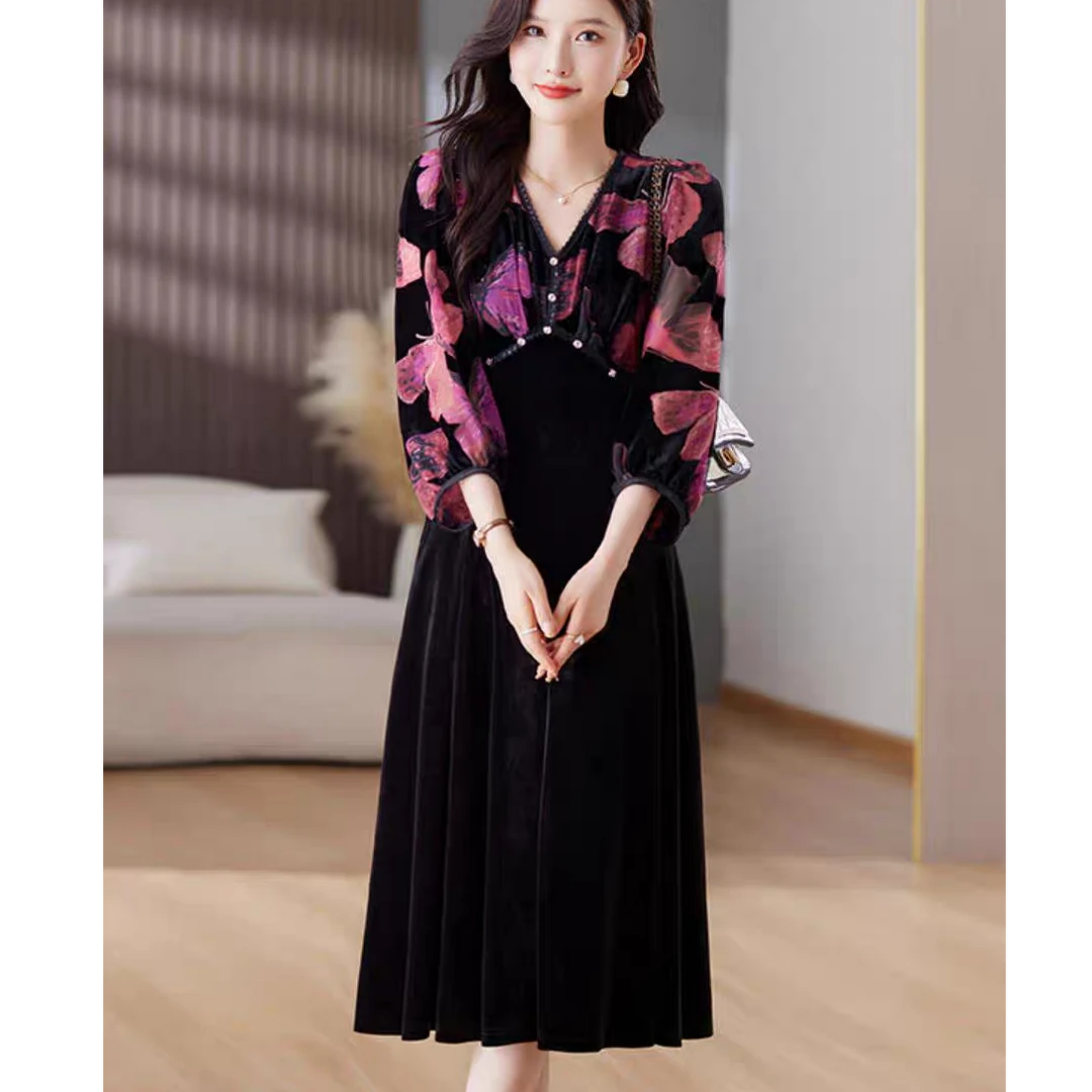 法式黑色金丝绒修身吊带连衣裙女秋冬高贵上档次女装气质小黑裙子