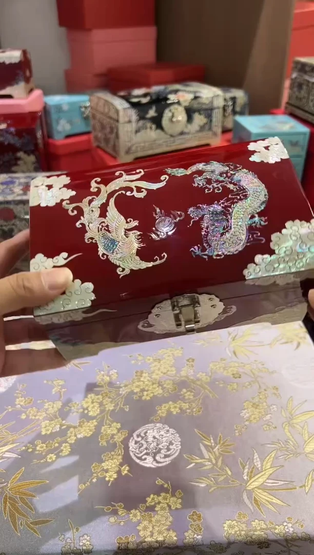 鱼锁绒布底·微瑕·弘贝雅螺钿漆器文化馆