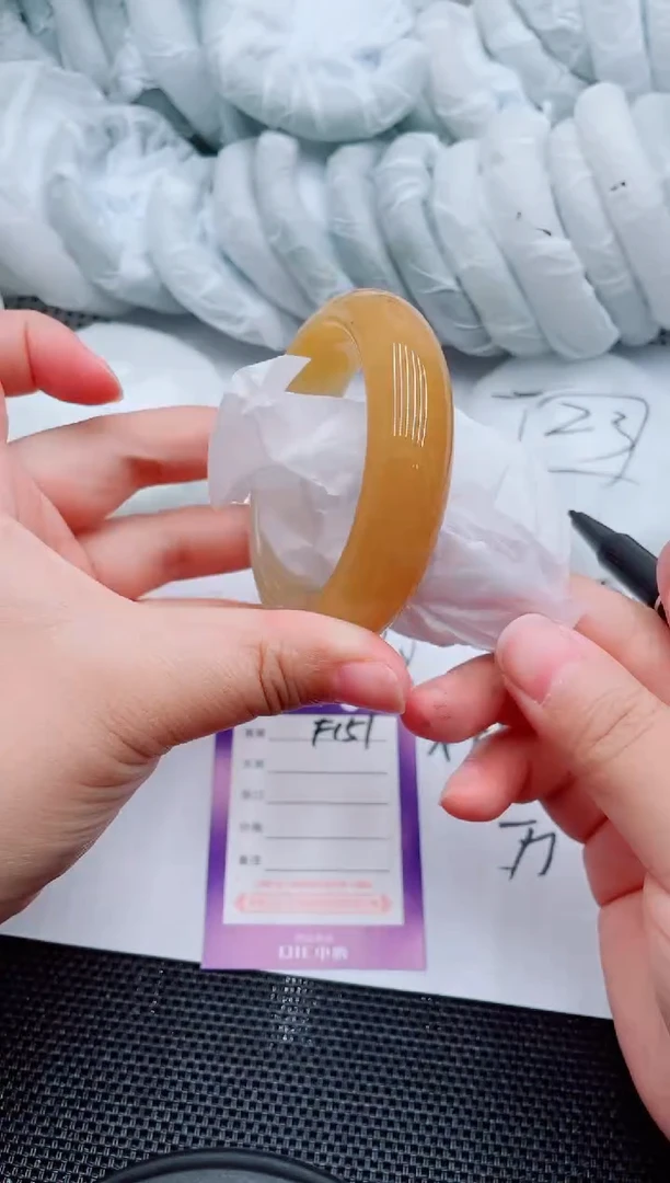 石英质玉手镯未镶嵌F151-56-57