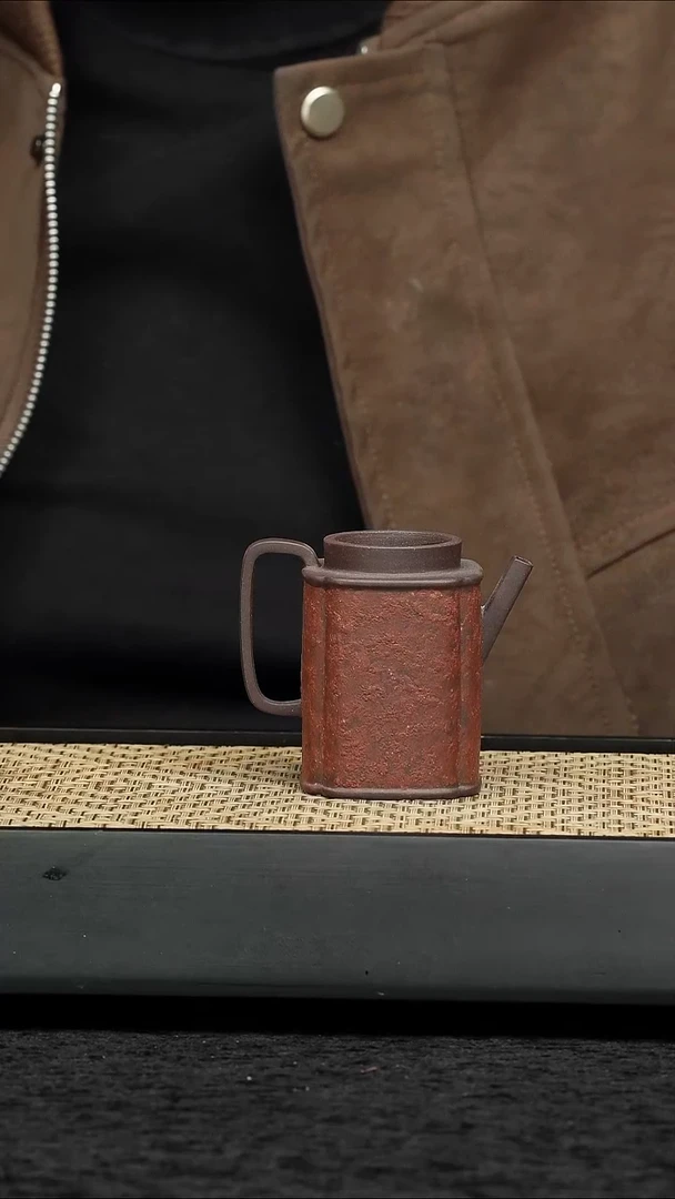 茶壶紫砂五堂 汲古（锡罐）