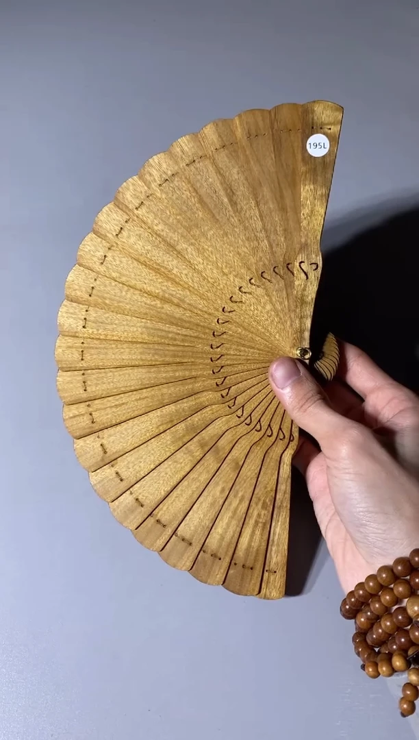 【闪购商品】金丝楠195号15cm金丝楠木小叶桢楠扇子