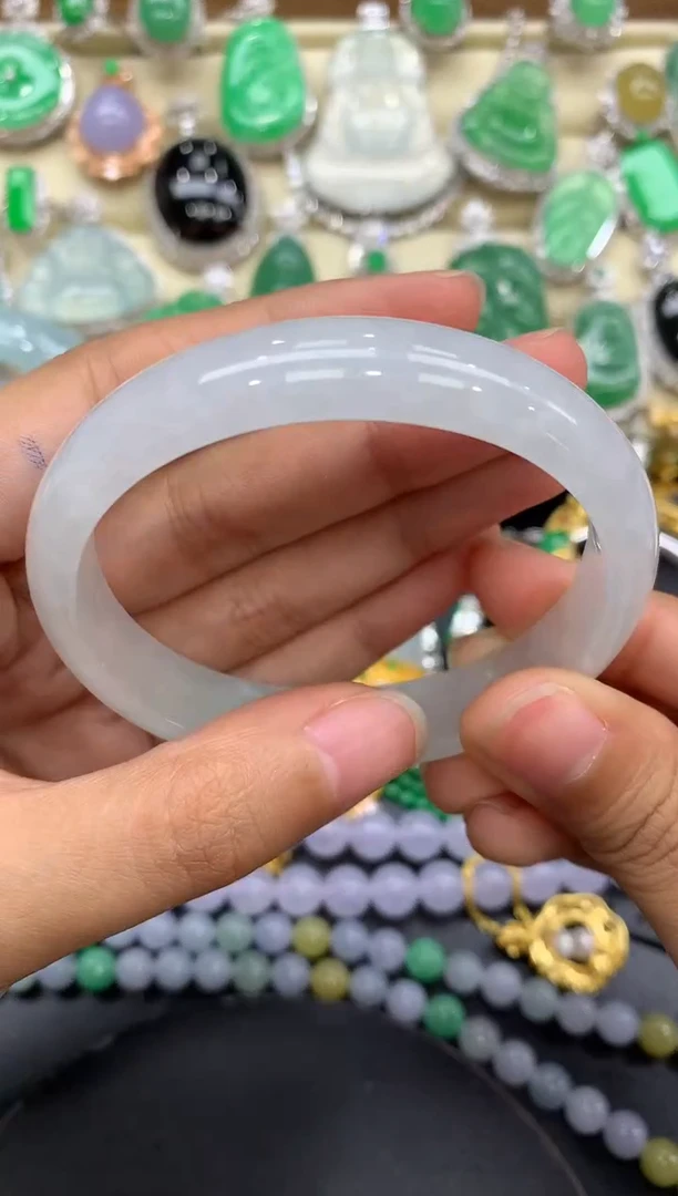 【闪购商品】翡翠手镯未镶嵌331-中国好珍宝