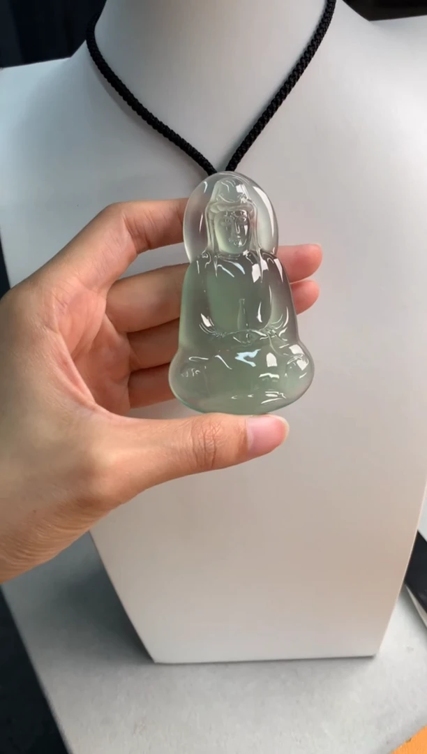 颈饰未镶嵌翡翠74.8-46-7.8