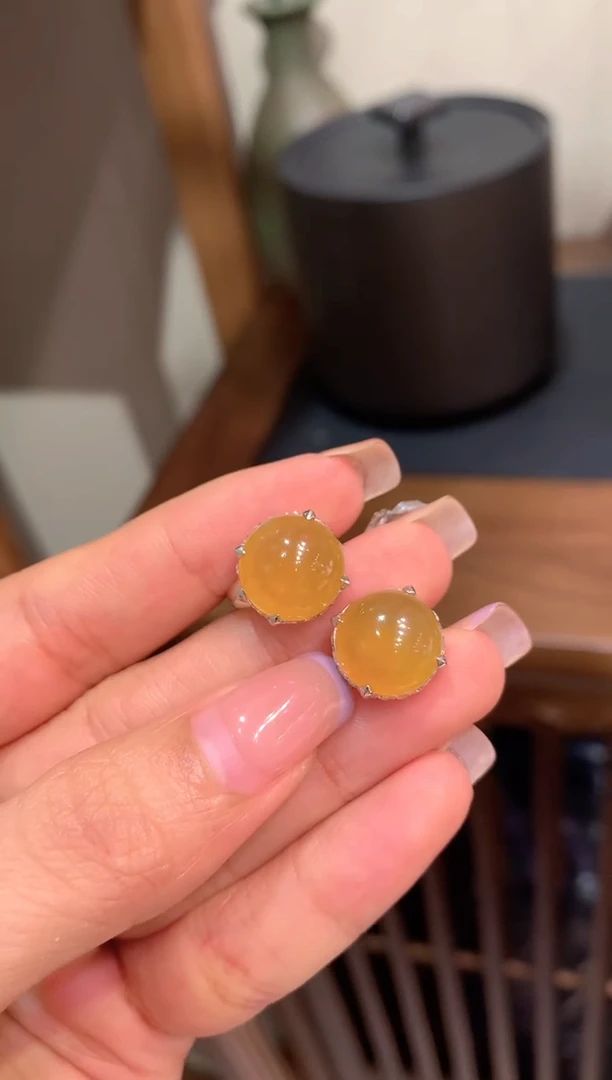 翡翠18K金镶嵌耳饰༄****࿐翡翠