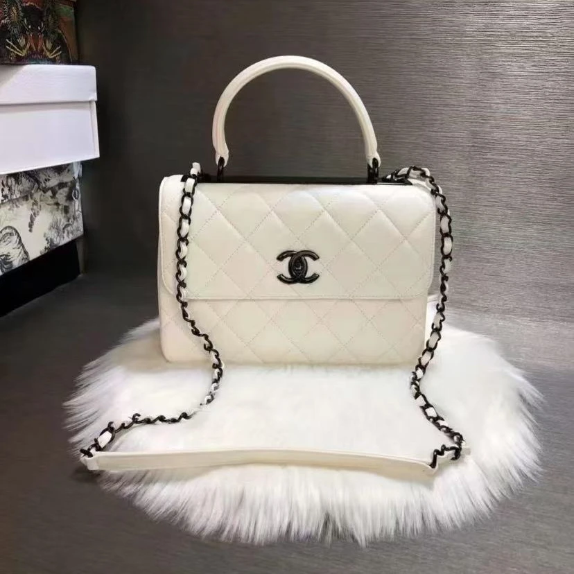 95新 Chanel/香奈儿 trendy cc小号白色熊猫扣芯片款/46665385