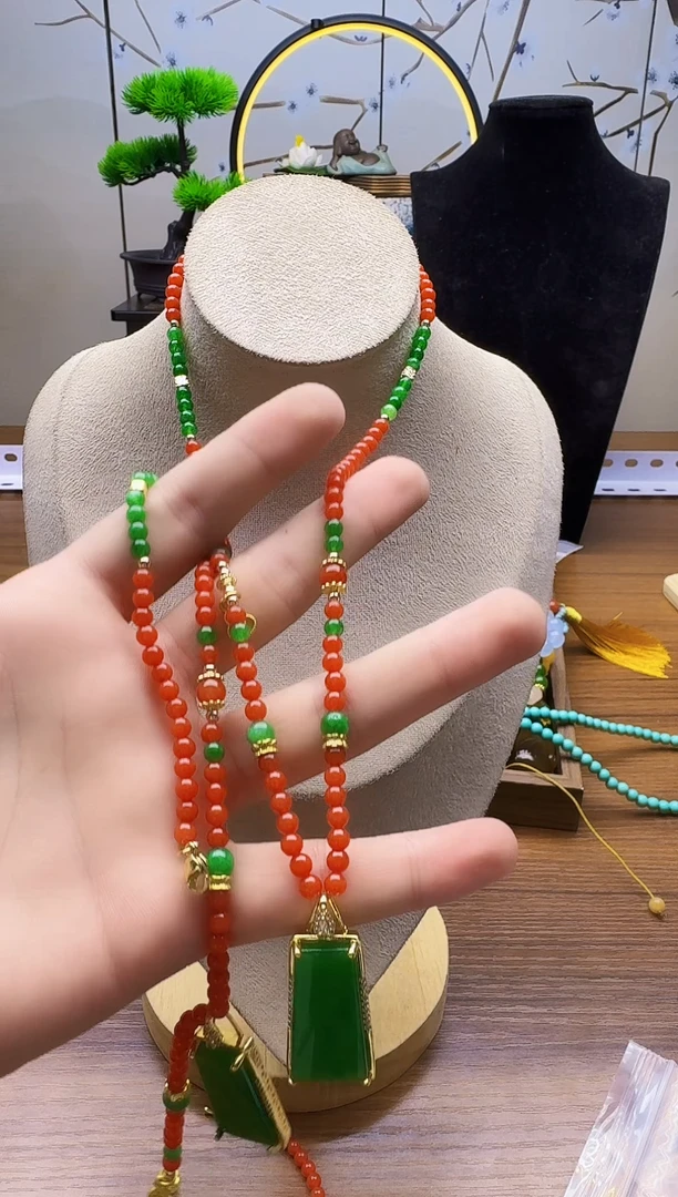 玛瑙/玉髓颈饰14K金镶嵌QY35