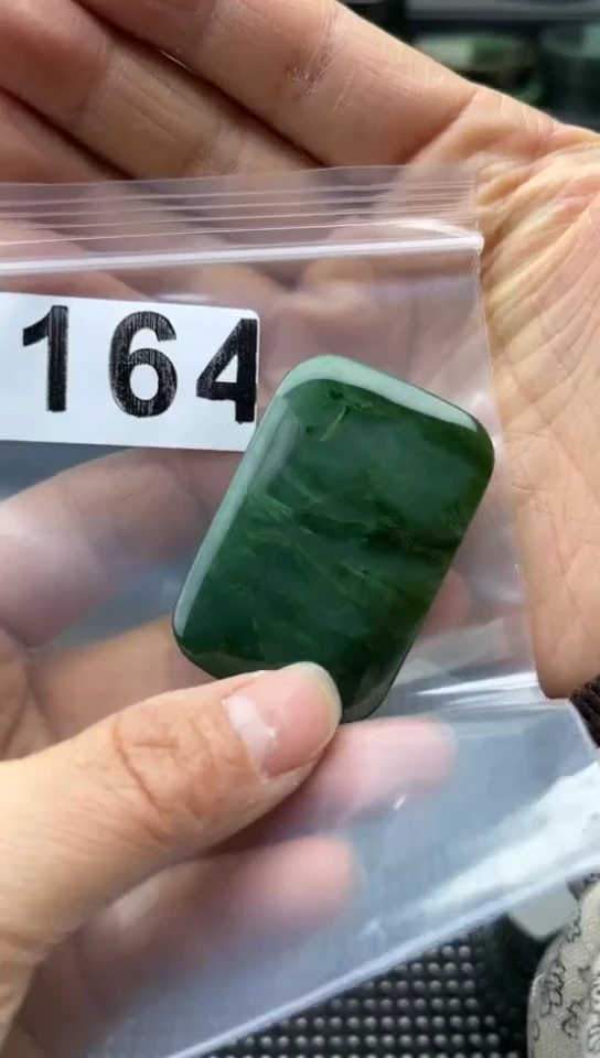 未镶嵌和田玉珠宝半成品牌子