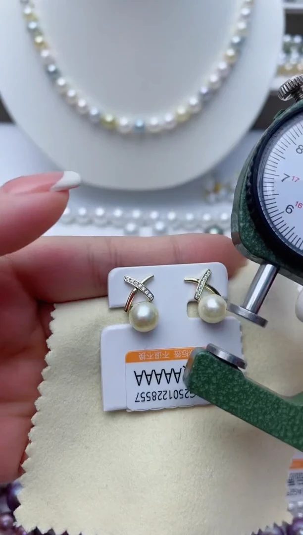 【闪购商品】海水珍珠耳饰银S925镶嵌W76