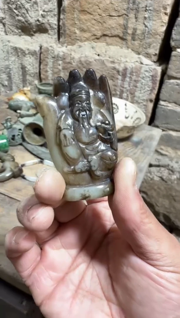 未镶嵌岫岩河磨玉（透闪石质玉）挂件玉器555555