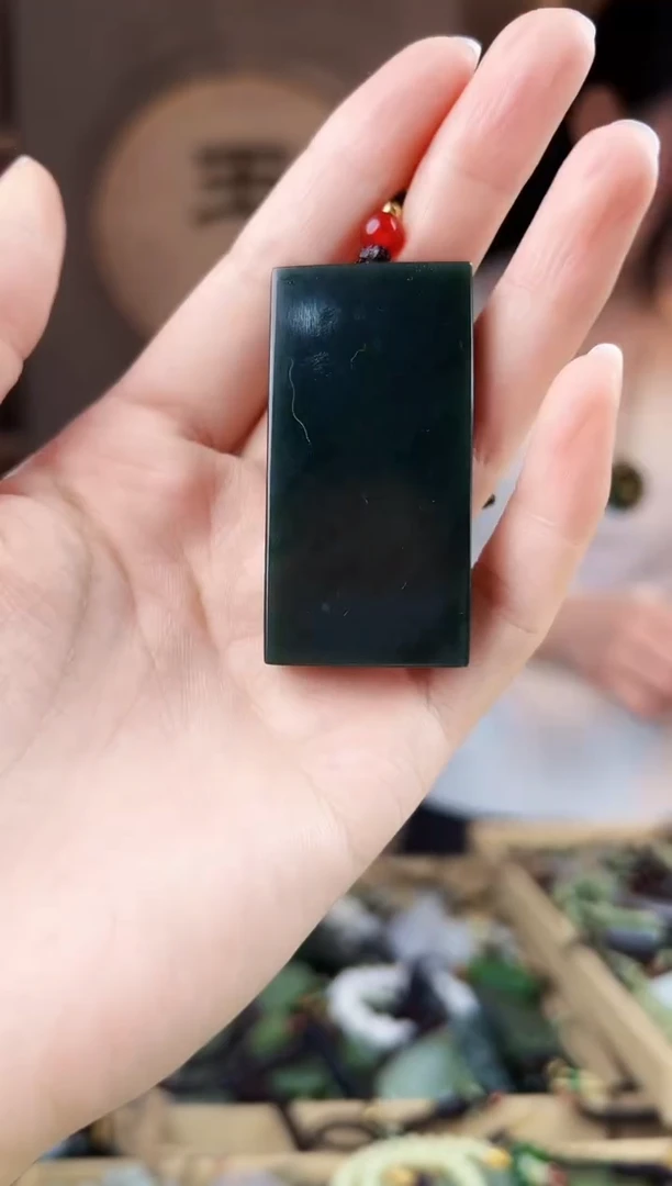 颈饰未镶嵌和田玉拍一发一，多样性发货