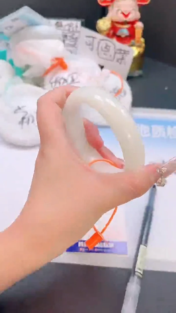 未镶嵌手镯和田玉20T71-60