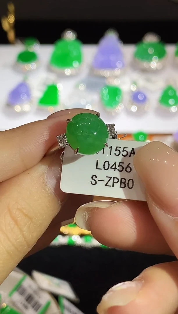 翡翠戒指18K金镶嵌L0456多样性发其一
