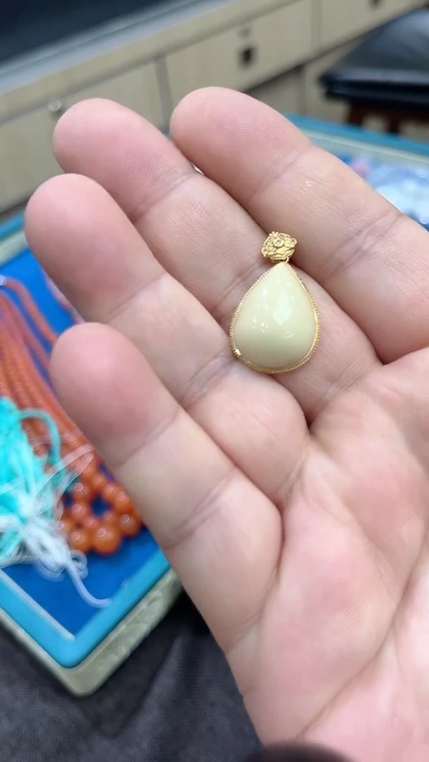 【闪购商品】蛋白石吊坠18K金镶嵌多样性发其一25021416