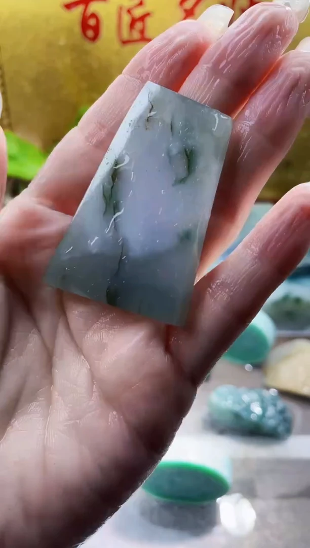 翡翠挂件未镶嵌小梦271