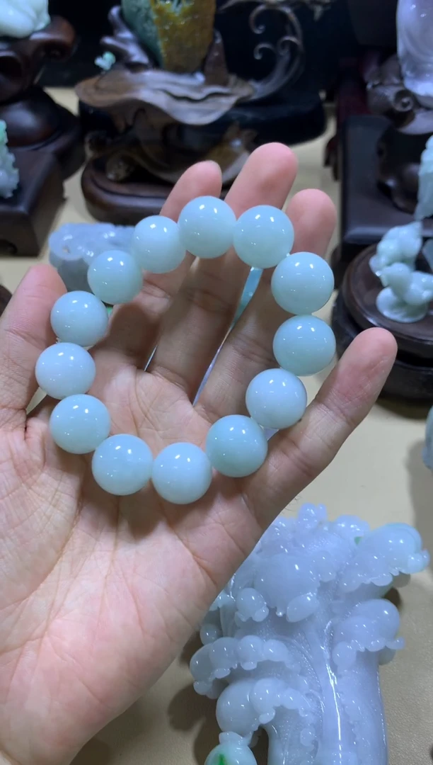 翡翠摆件未镶嵌翡翠摆件