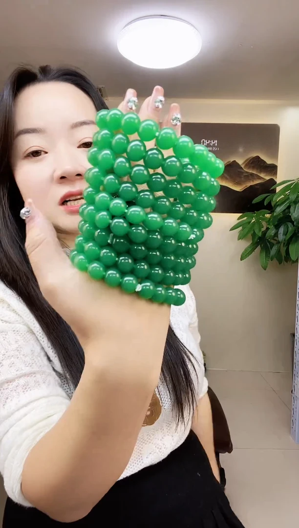 未镶嵌蛇纹石玉手串多样性随机发一