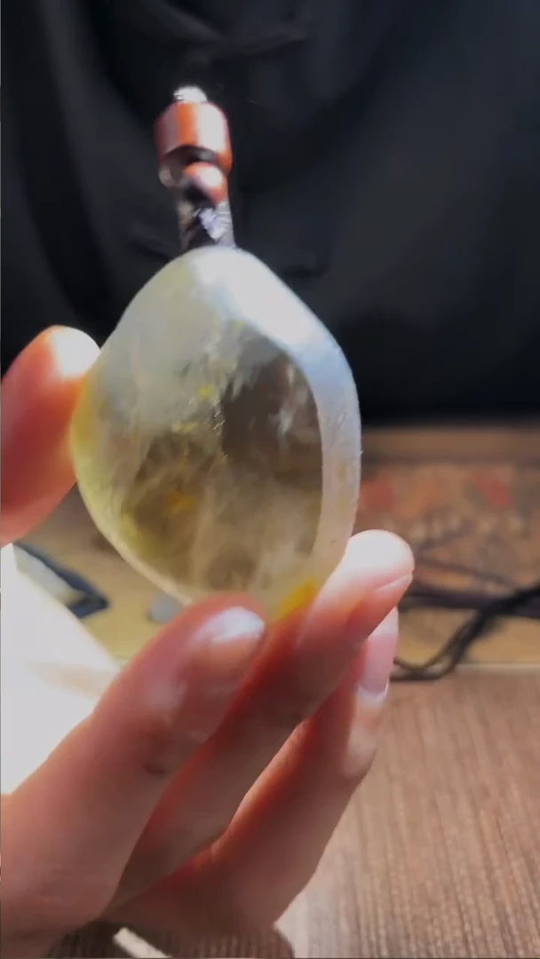 未镶嵌吊坠(赠链)水晶水晶