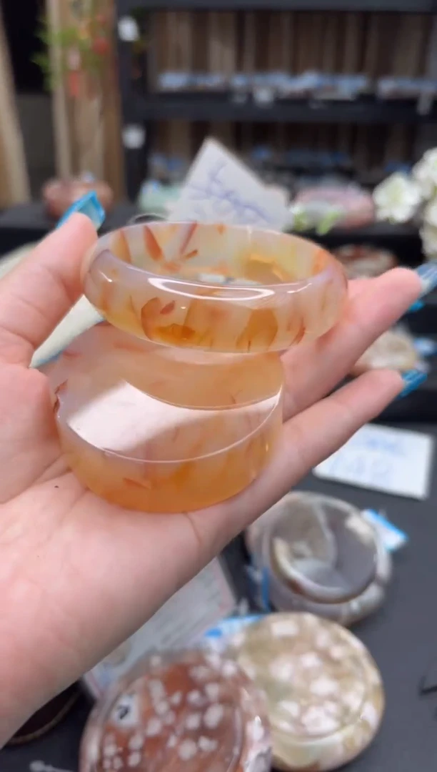 未镶嵌手镯石英质玉186(59圈赠送镯心)