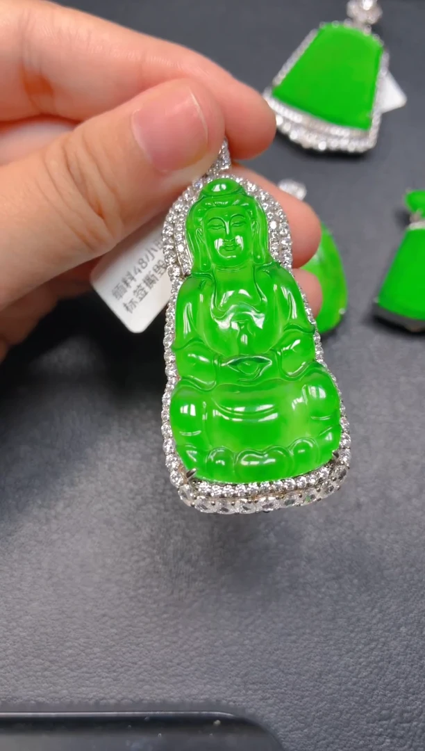 颈饰银S925镶嵌翡翠1