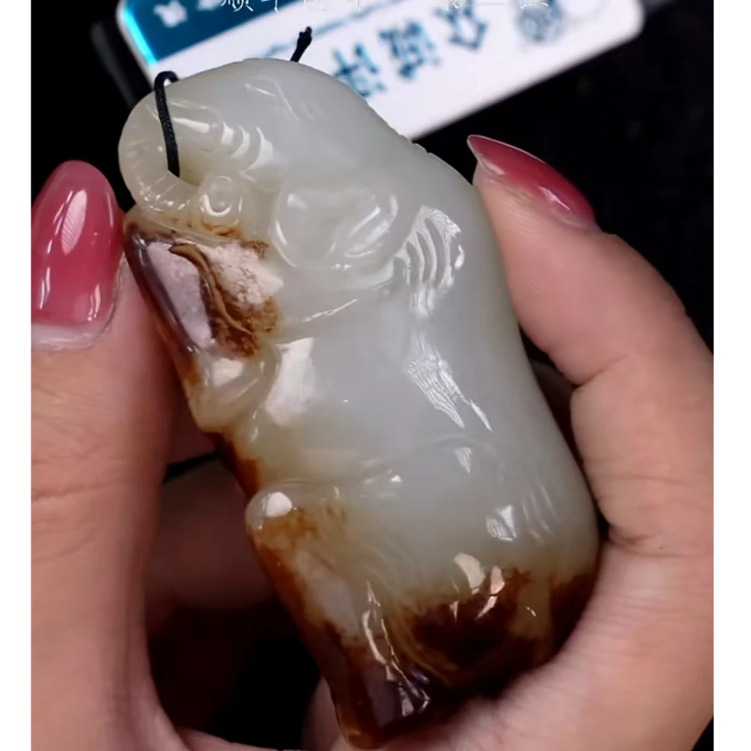 清代和田玉象把件