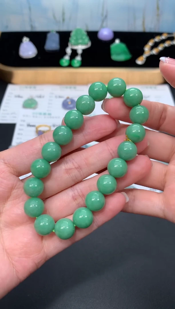 未镶嵌定制翡翠48小时鉴赏期 退货不扣服务费