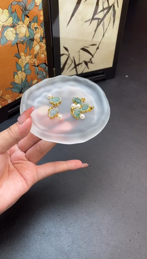 颈饰未镶嵌翡翠元宝FL25100508多样性发一