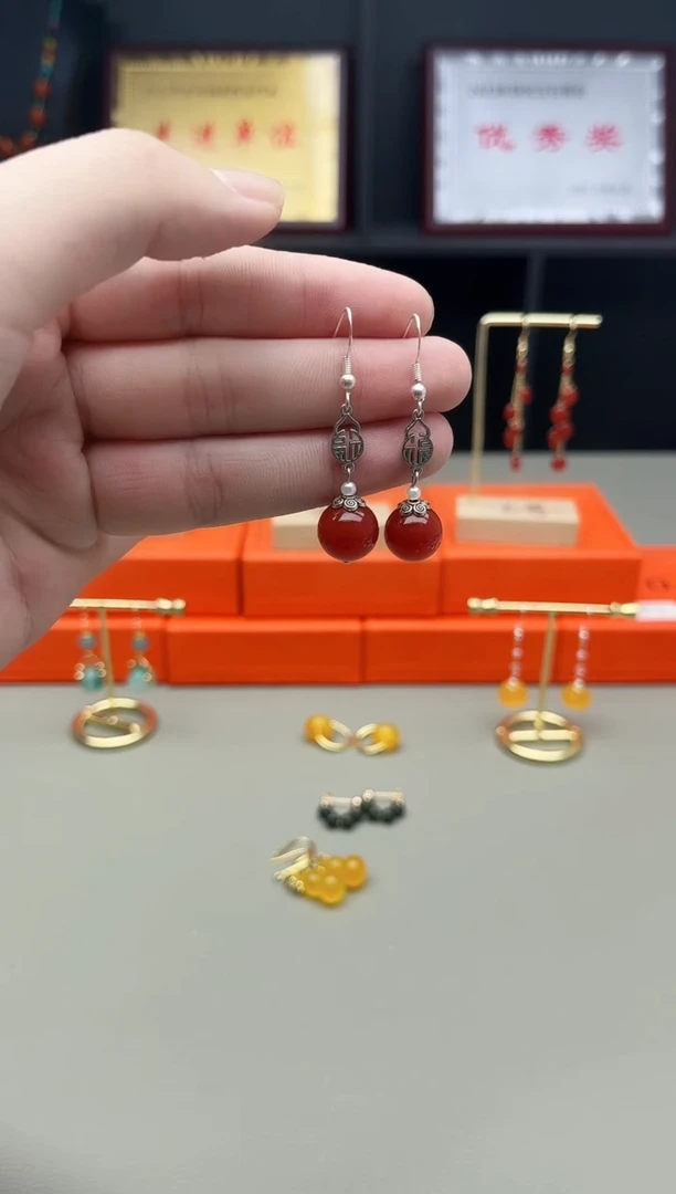 未镶嵌耳钉玛瑙/玉髓230