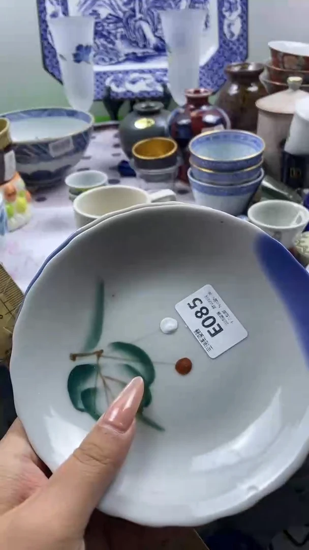 其他游*回流瓷器默认微瑕，谨慎勿拍E085