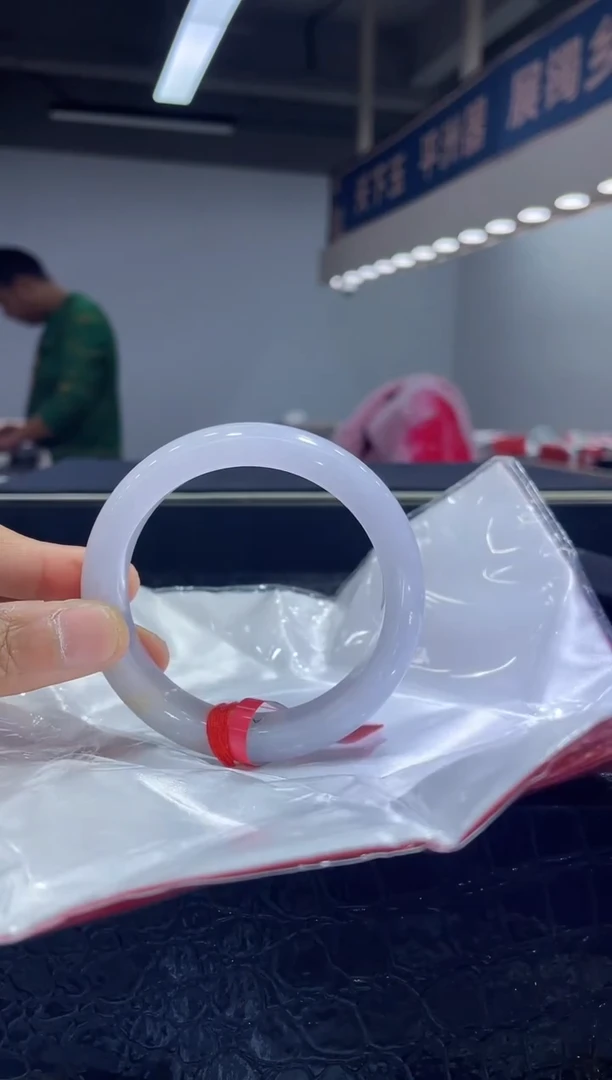 未镶嵌手镯翡翠19