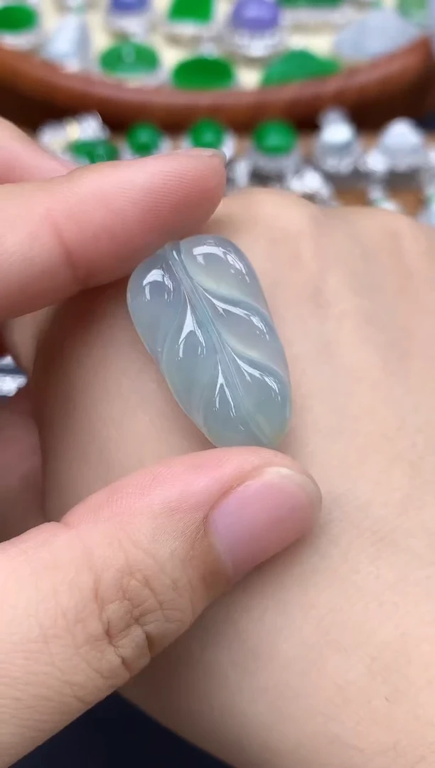 颈饰未镶嵌翡翠41-中国好珍宝