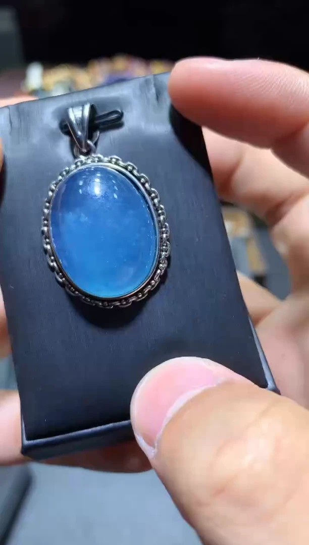 【闪购商品】海蓝宝石颈饰未镶嵌T76