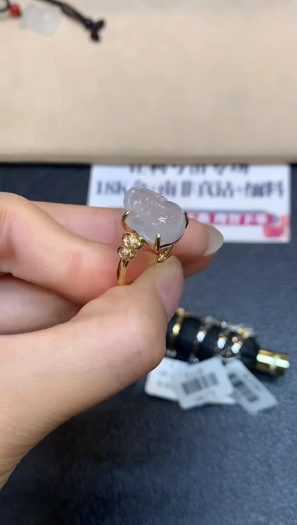 18K金镶嵌戒指翡翠7【无鉴赏期】