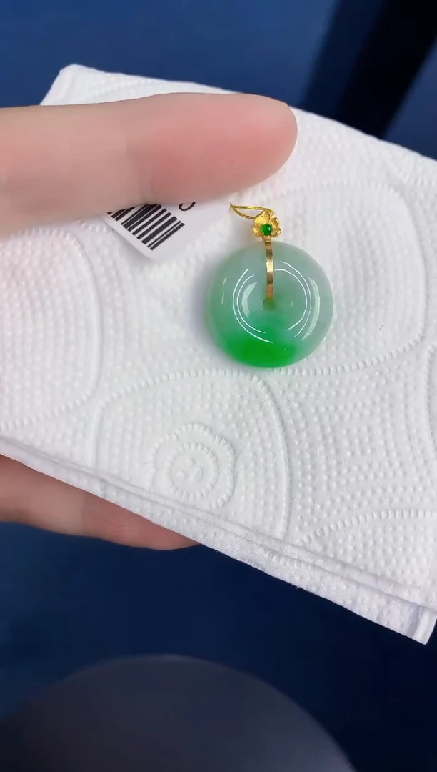 颈饰18K金镶嵌翡翠天然翡翠缅甸A货