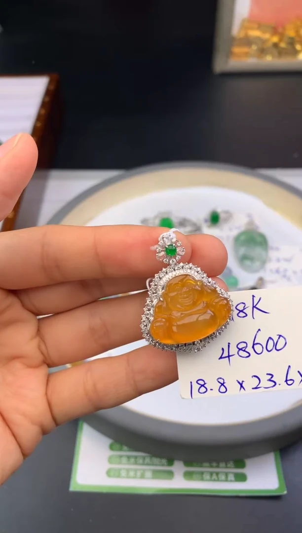 【闪购商品】翡翠吊坠(不含链)未镶嵌佛公